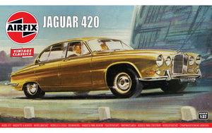 1/32 Jaguar 420 Vintage Classic